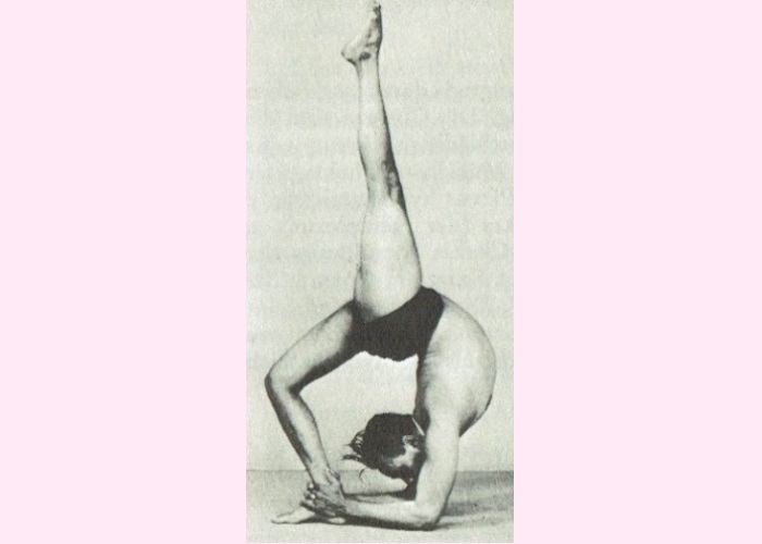 Eka Pada Viparita Dandasana-B.K.S. Iyengar