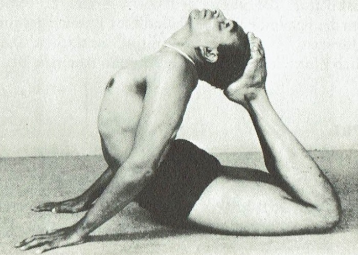 Raja Kapotasana-B.K.S. Iyengar